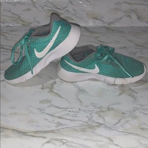 Nike kids shoes size 11.5